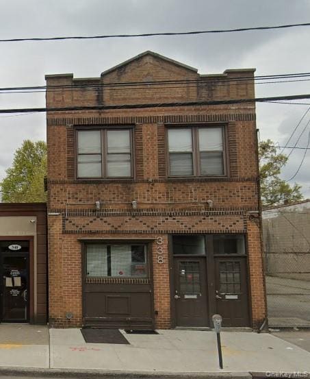 Building Photo - 338 Jericho Tpke