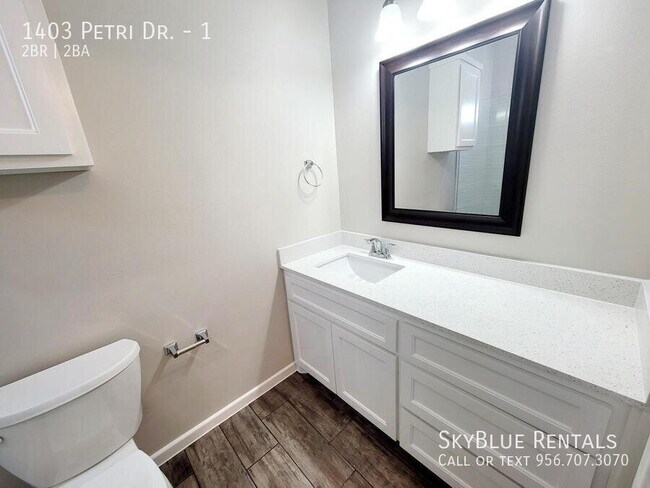 Building Photo - 1403 Petri Dr