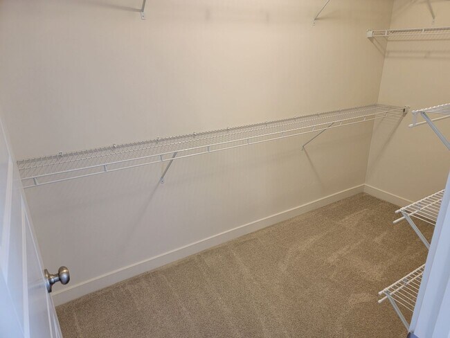 Building Photo - BRAND NEW Gorgeous Magna Townhomes!!!