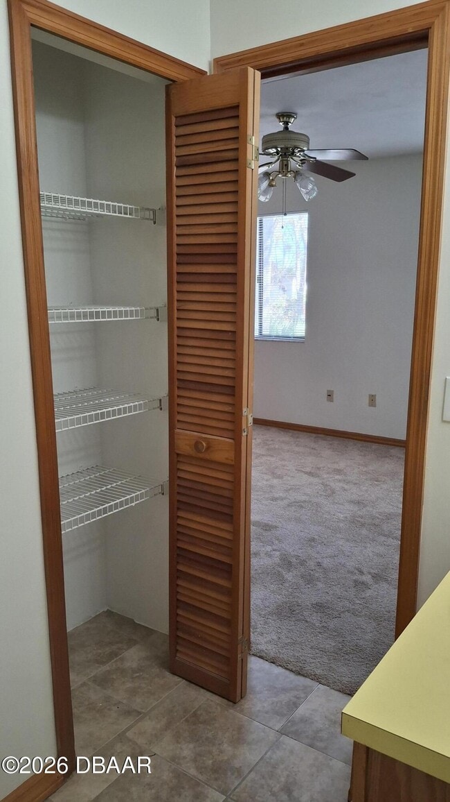 Building Photo - 1302 Deer Springs Rd