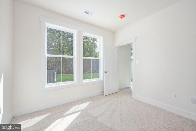 Building Photo - 354 Evermore Ln