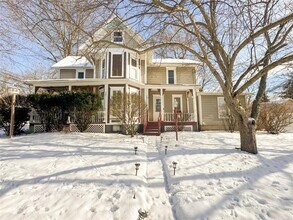 Building Photo - 41 W Buffalo St