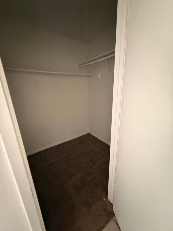 Building Photo - 11200 Vintage Rd