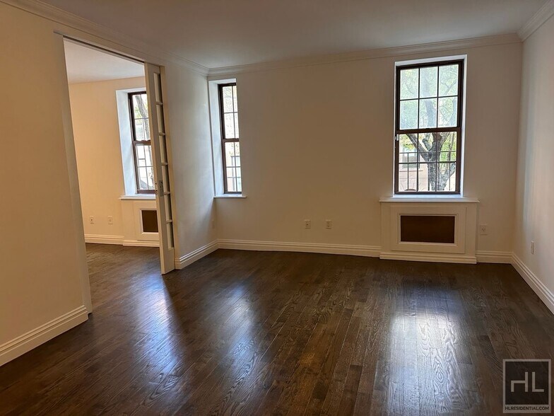 Building Photo - REMSEN ST