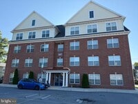 Building Photo - 607 7th St