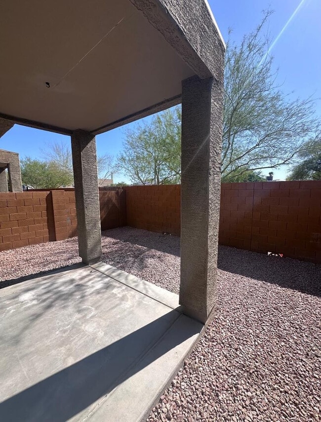 Building Photo - 17365 N Cave Creek Rd