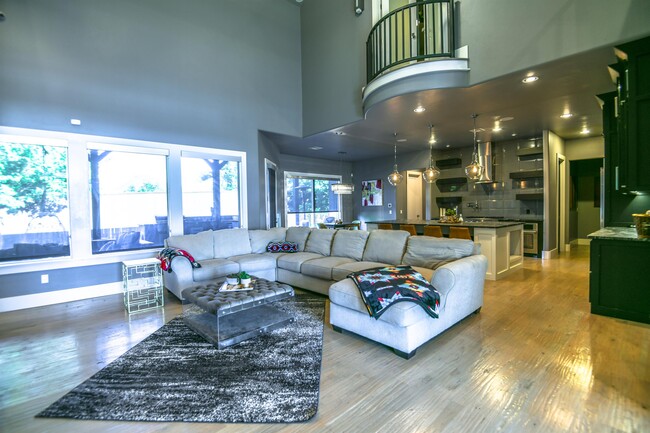 Building Photo - 13220 Rock Canyon Rd