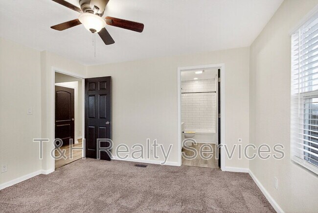 Building Photo - 1831 Olive St