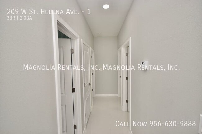 Building Photo - 209 W St Helena Ave