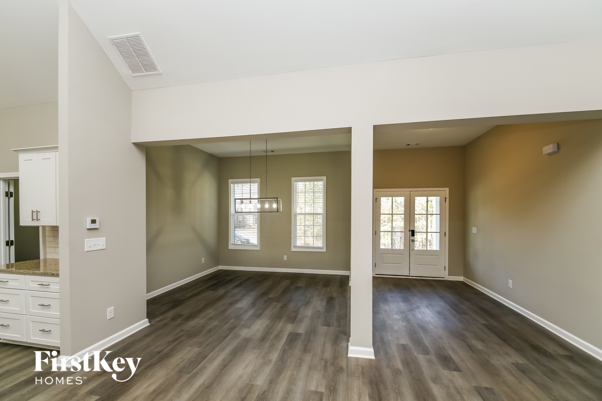 Building Photo - 544 Somersby Dr