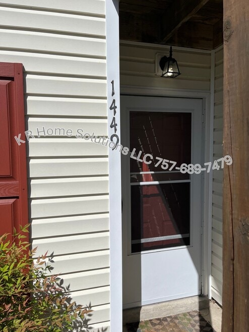 Building Photo - 1449 Olivewood Ct