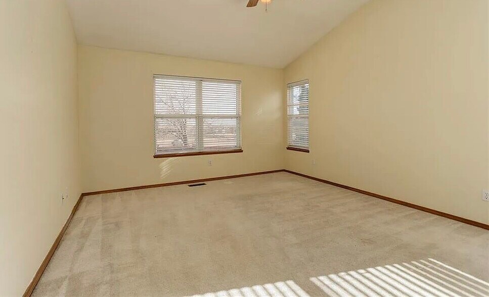 Building Photo - 770 Amberglen Ct