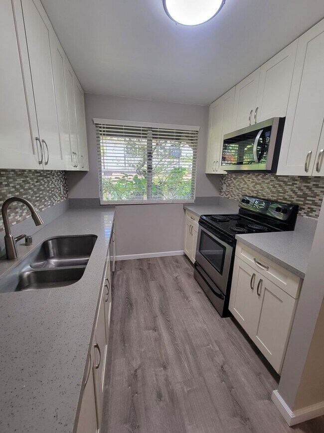 Building Photo - Nob Hill 3b 2.5 Bath Mililani Town