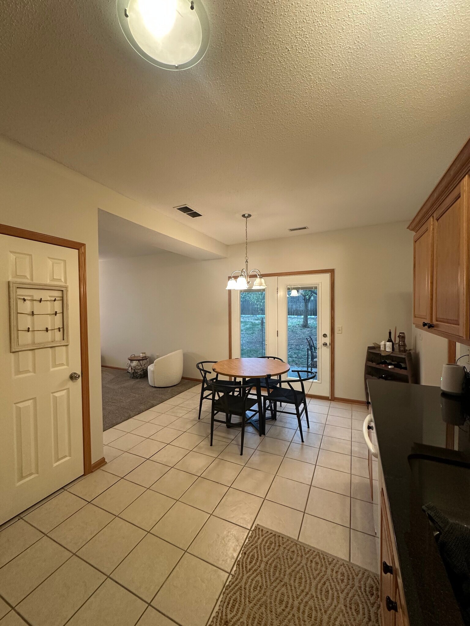 Building Photo - 2132 Ridgeview Cir
