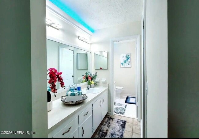 Building Photo - 780 Ashwood St