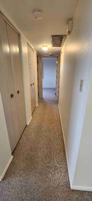 Building Photo - 225 29th St Dr SE