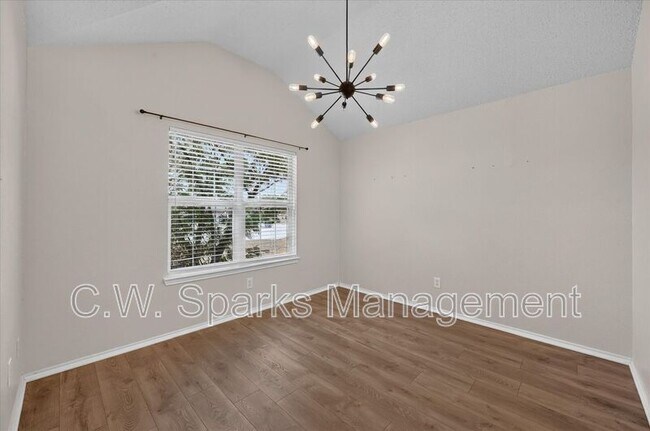 Building Photo - 844 Canyon Cove Dr