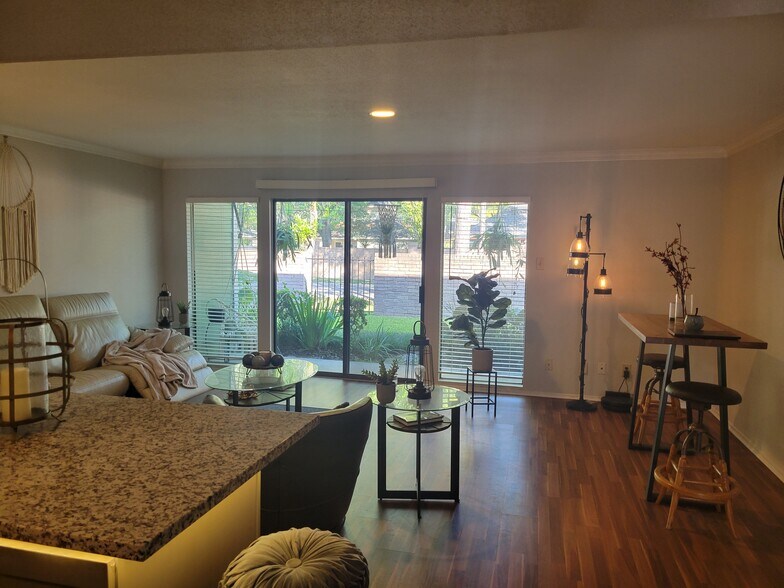 Building Photo - 14777 Wunderlich Dr