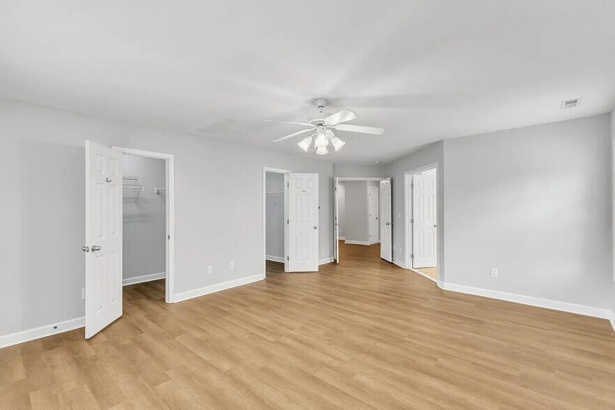 Building Photo - 9301 Perini Ct