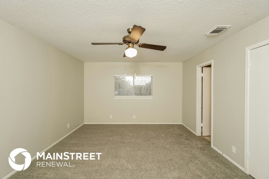 Building Photo - 7622 Cascade Oak Dr