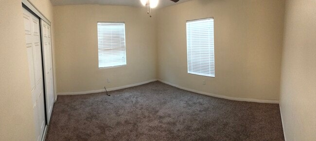 Building Photo - 4318 Glen St