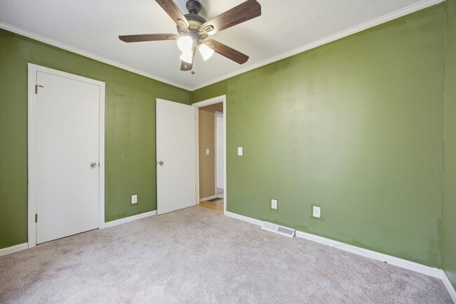 Building Photo - 4434 Janice Dr SW