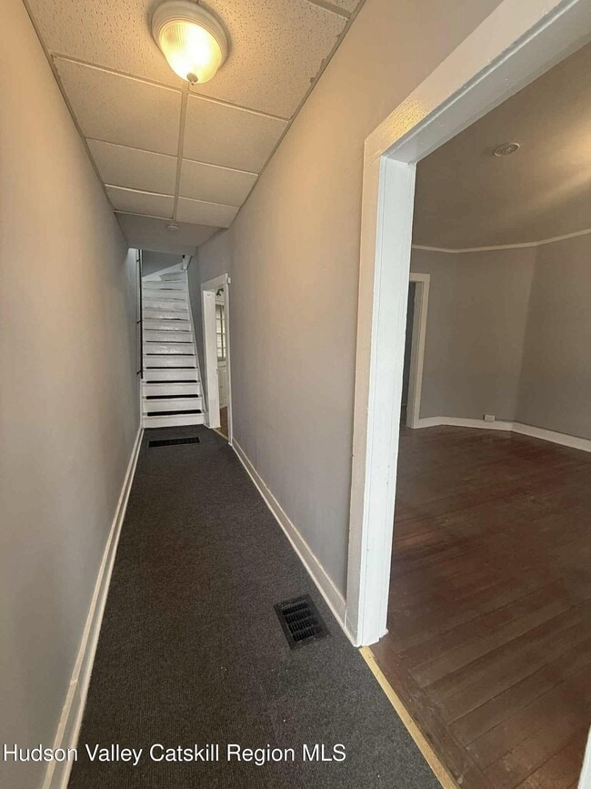 Building Photo - 6629 Park Pl