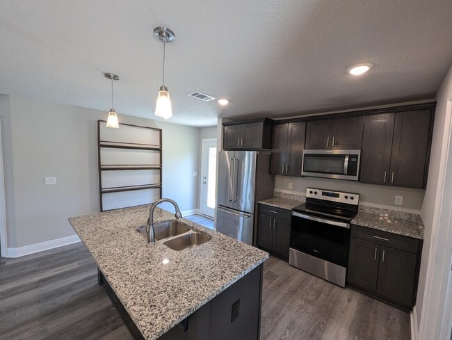Building Photo - 7202 Lost Treasure Ct