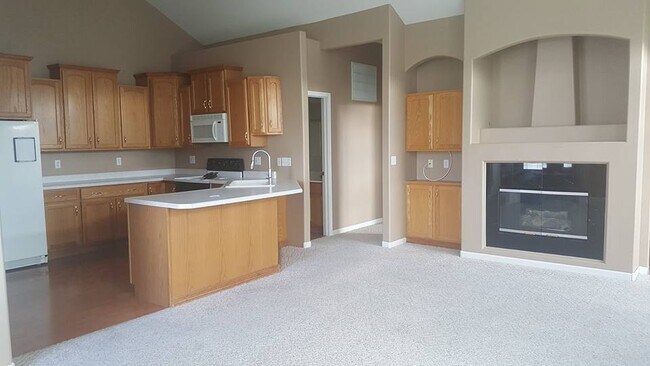 Primary Photo - 1709 Lynnwood Dr