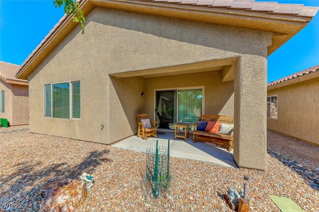 Building Photo - 6159 Isola Peak Ave