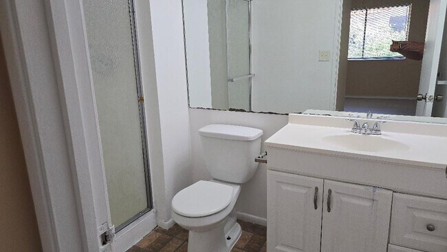 Building Photo - 3242 Coral Lake Ln