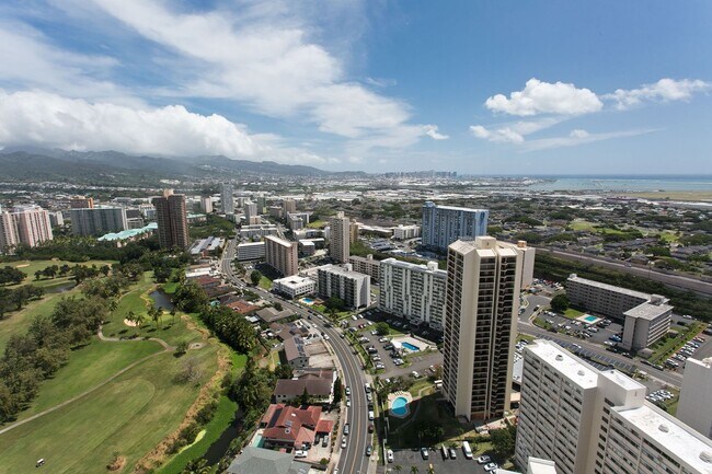 Building Photo - PENTHOUSE 2 Bed, 2 Bath, 2 Parking