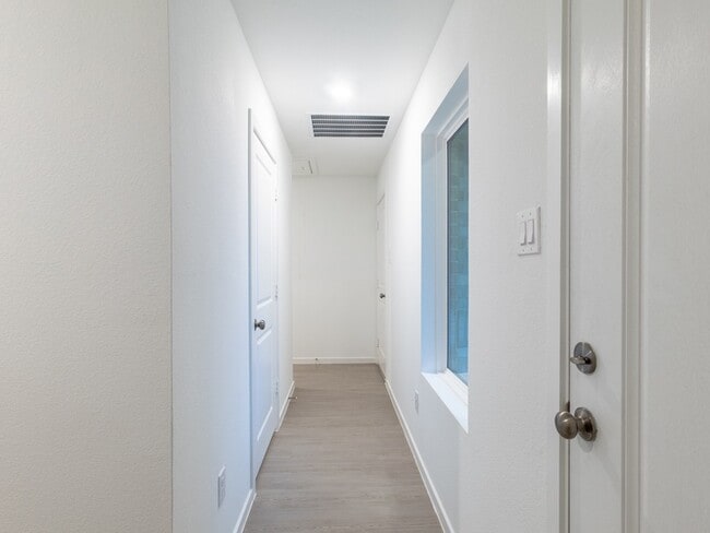 Building Photo - 31406 Pratola Serra Cir
