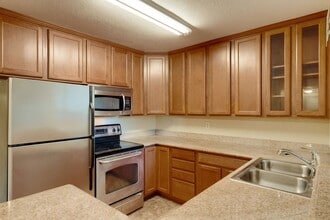 Building Photo - 3715 Tallyho Dr