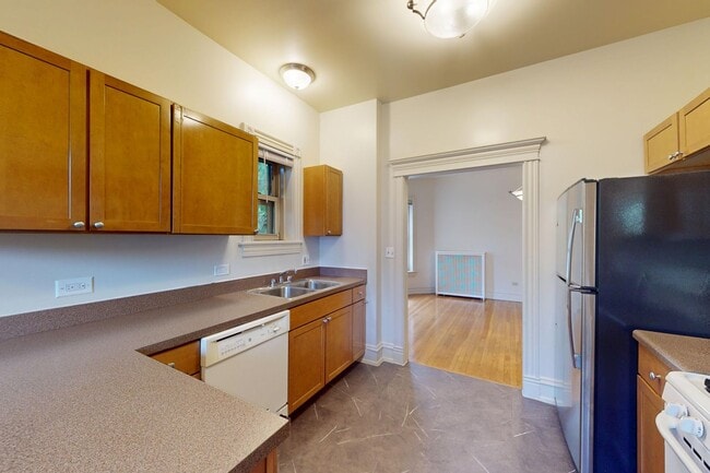 Floorplan - 5533 S. Blackstone