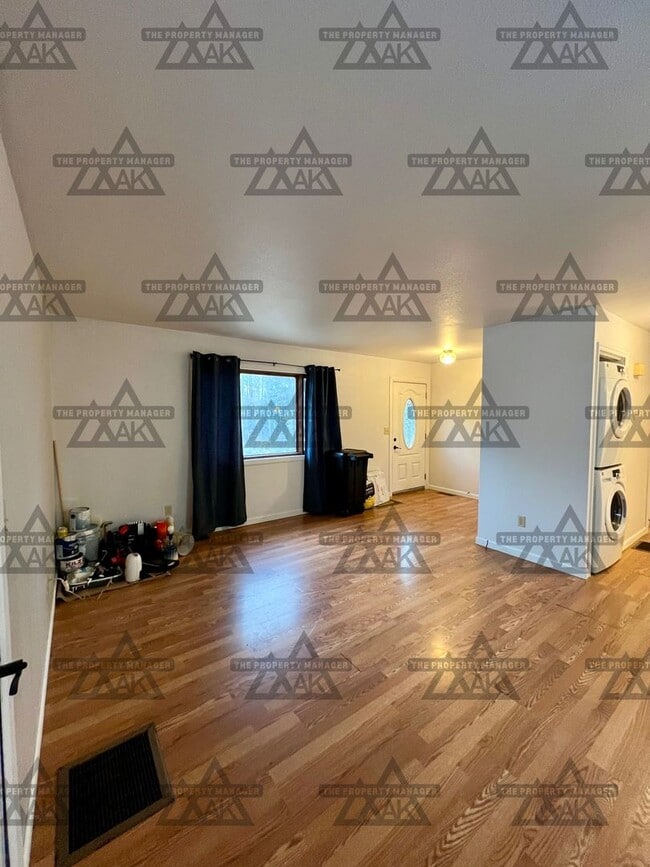 Building Photo - Pet-Friendly 2BR Home with Washer/Dryer in North Pole, AK