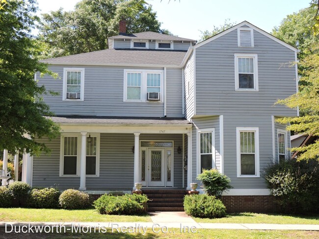 Primary Photo - 1747 Paul W Bryant Dr
