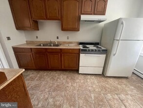 Building Photo - 32 Franklin St