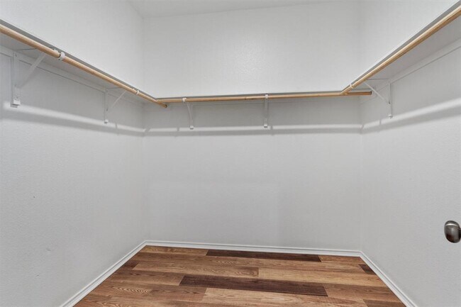 Building Photo - 7704 Poppy Petal Dr