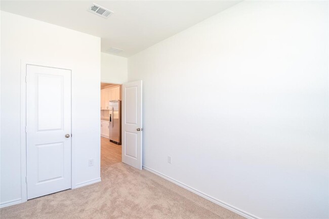 Building Photo - 15076 Rustic Moon Rd