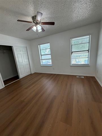 Building Photo - 3078 W Sycamore Cir