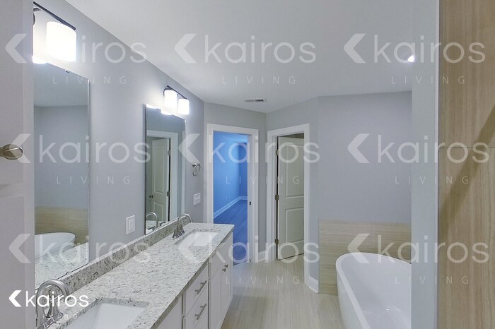 Building Photo - 3704 Oak Leaf Wy