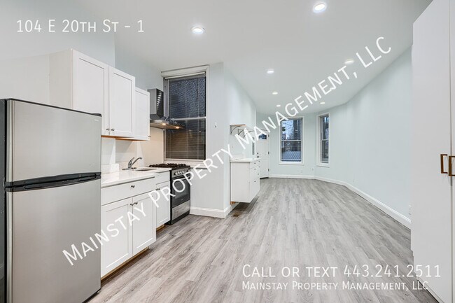 Building Photo - 104 E 20th St