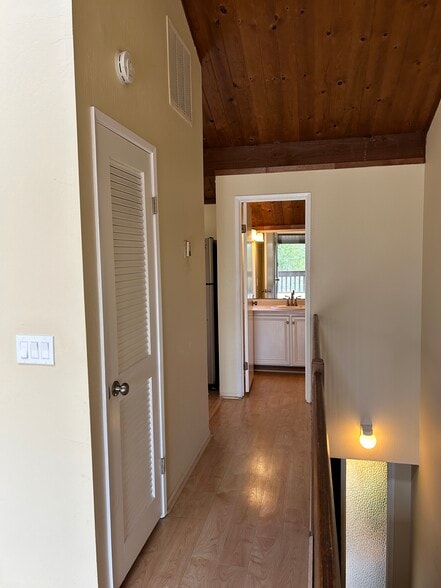 Building Photo - 122 Tree Frog Ln