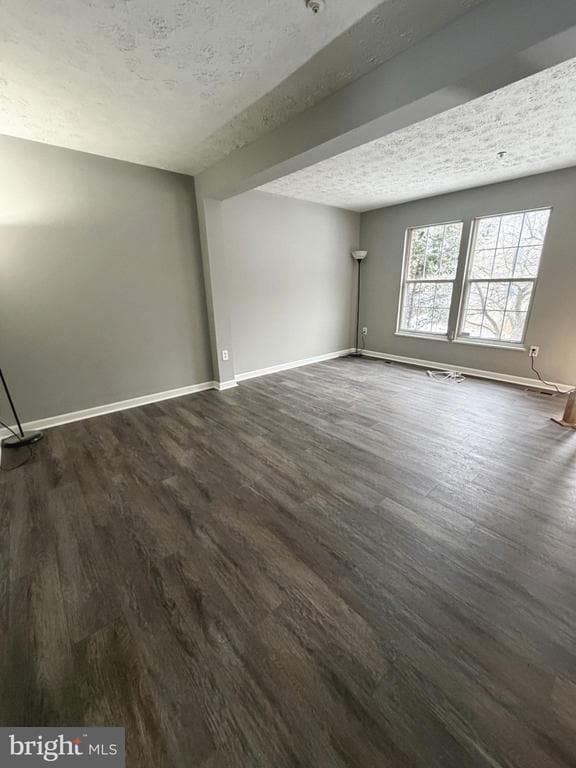 Building Photo - 8624 Mayaone St