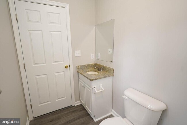 Building Photo - 28975 Aleine Ave