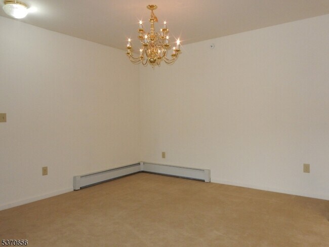 Building Photo - 59 Jane Dr