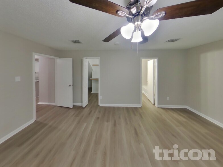 Building Photo - 2669 Bandera Pl