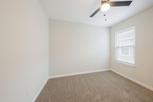 Building Photo - 2904 Crownover St
