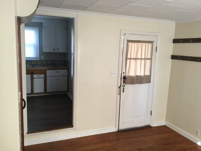 Building Photo - 2 Bedroom House in Eugene